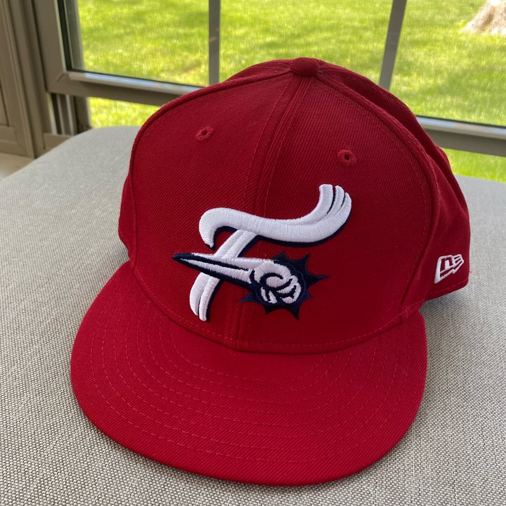 Rare Minor League 7 1/2